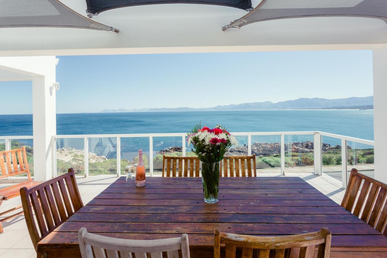 Hotel 49 On Cliff Gansbaai Esterno foto